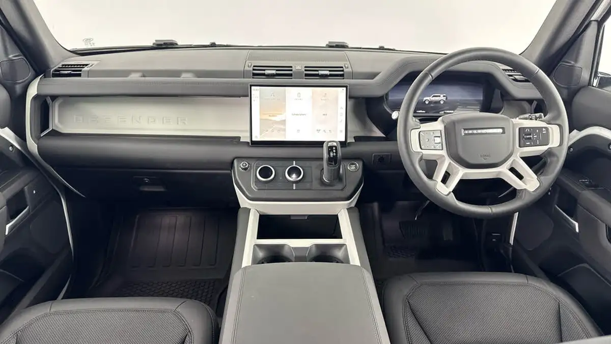 2024-land-rover-110-defender-big-10