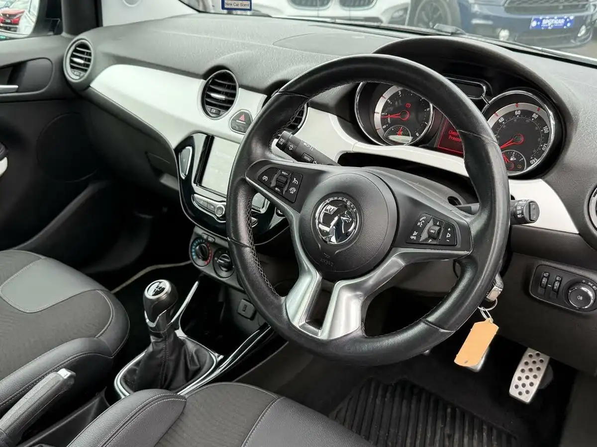 2016-vauxhall-adam-12i-vvt-16v-energised-big-1