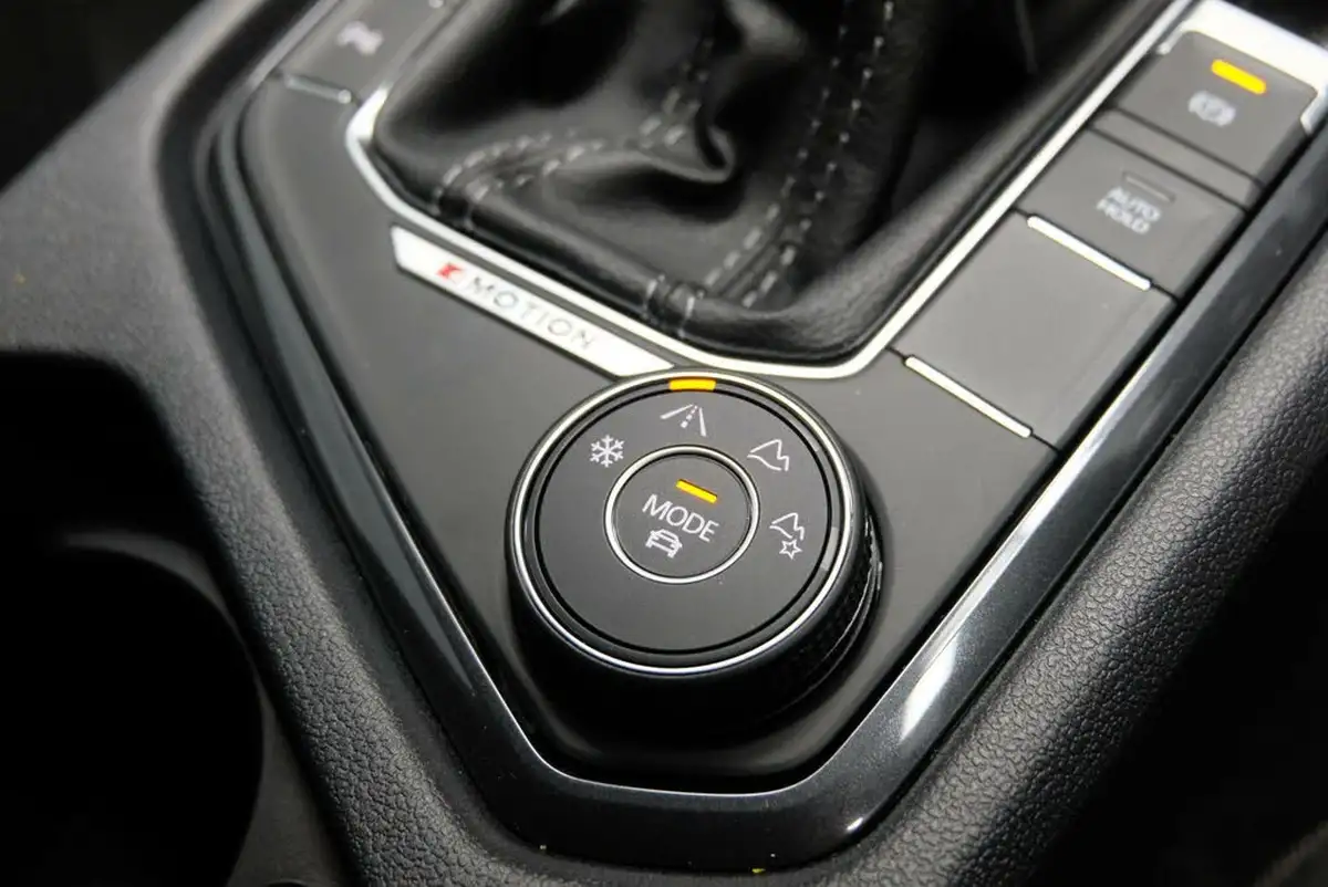 2024-volkswagen-tiguan-allspace-20-tsi-r-line-245ps-evo-big-22