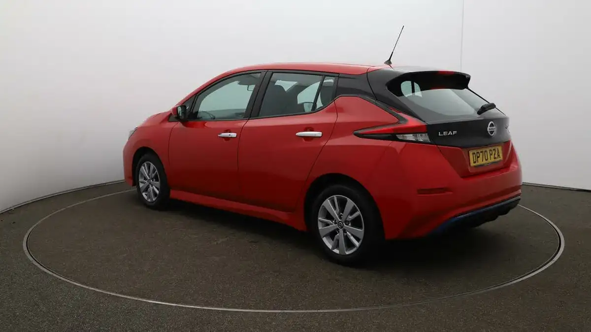 2021-nissan-leaf-e-acenta-big-63