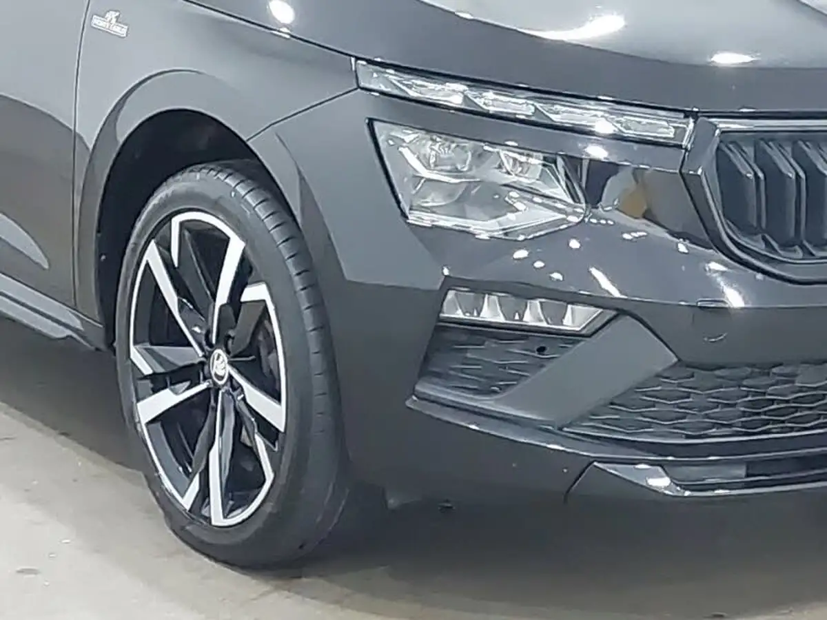 2024-skoda-kamiq-10-tsi-monte-carlo-116ps-dsg-big-8