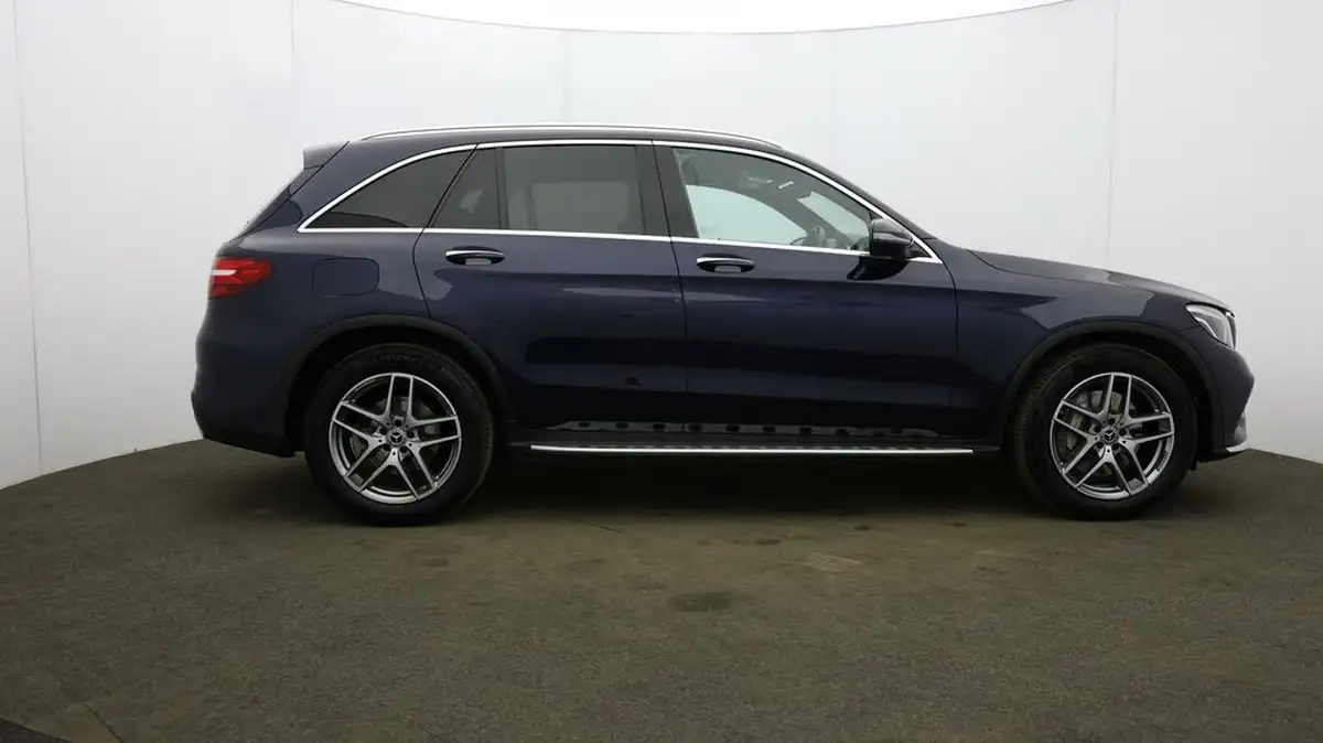 2018-mercedes-benz-glc-class-21d-glc220d-amg-line-premiumss-station-wagon-5d-big-54