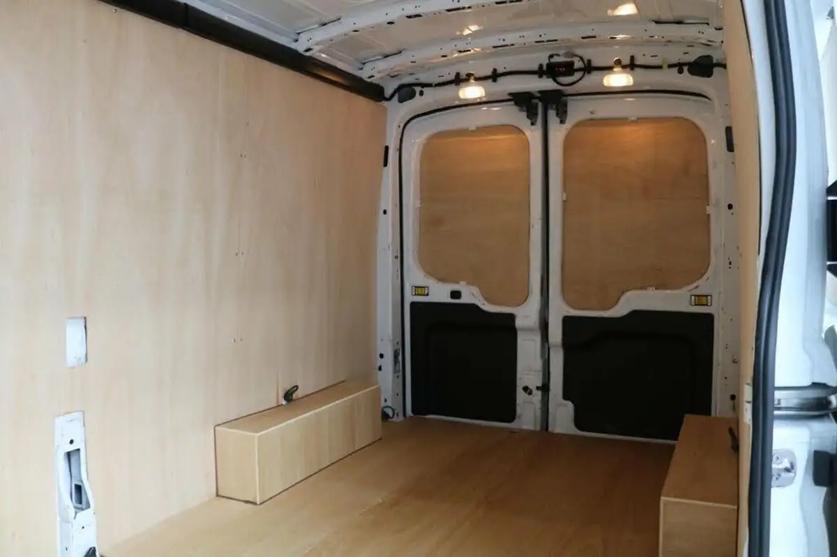 2023-ford-transit-big-15