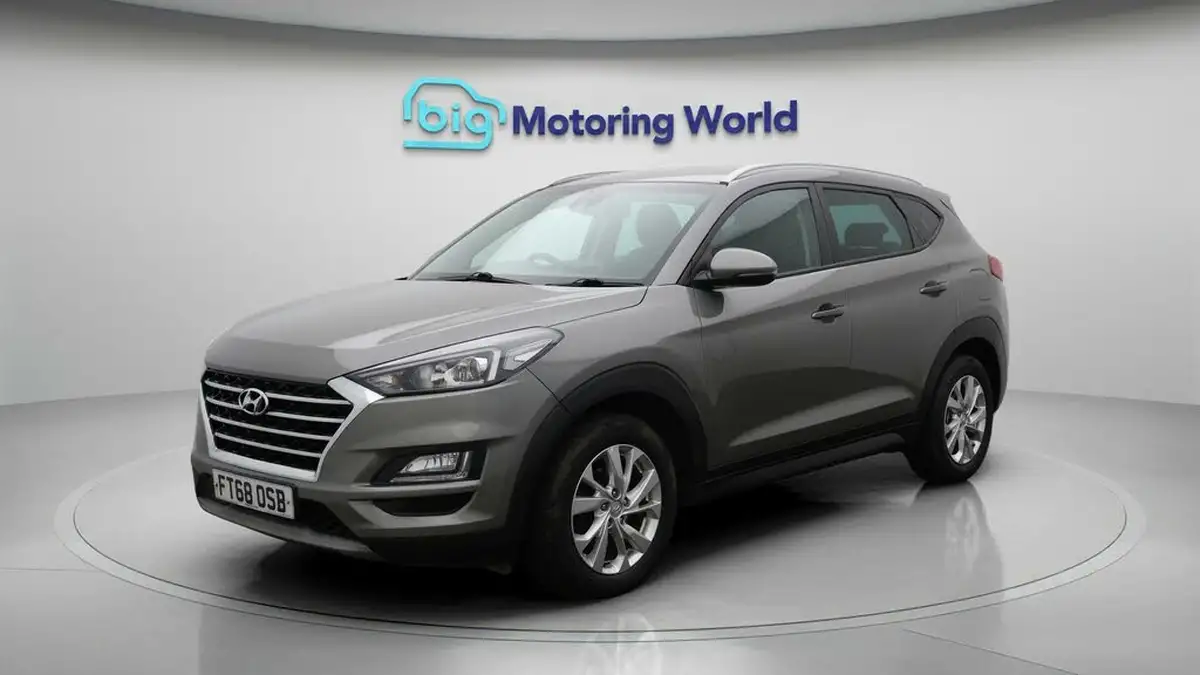 2019-hyundai-tucson-16-t-gdi-se-nav-dct-big-3
