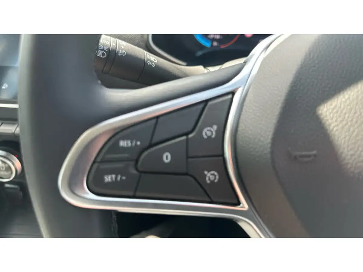 2022-renault-zoe-e-iconic-110ps-r110ev50-rapid-charge-big-23
