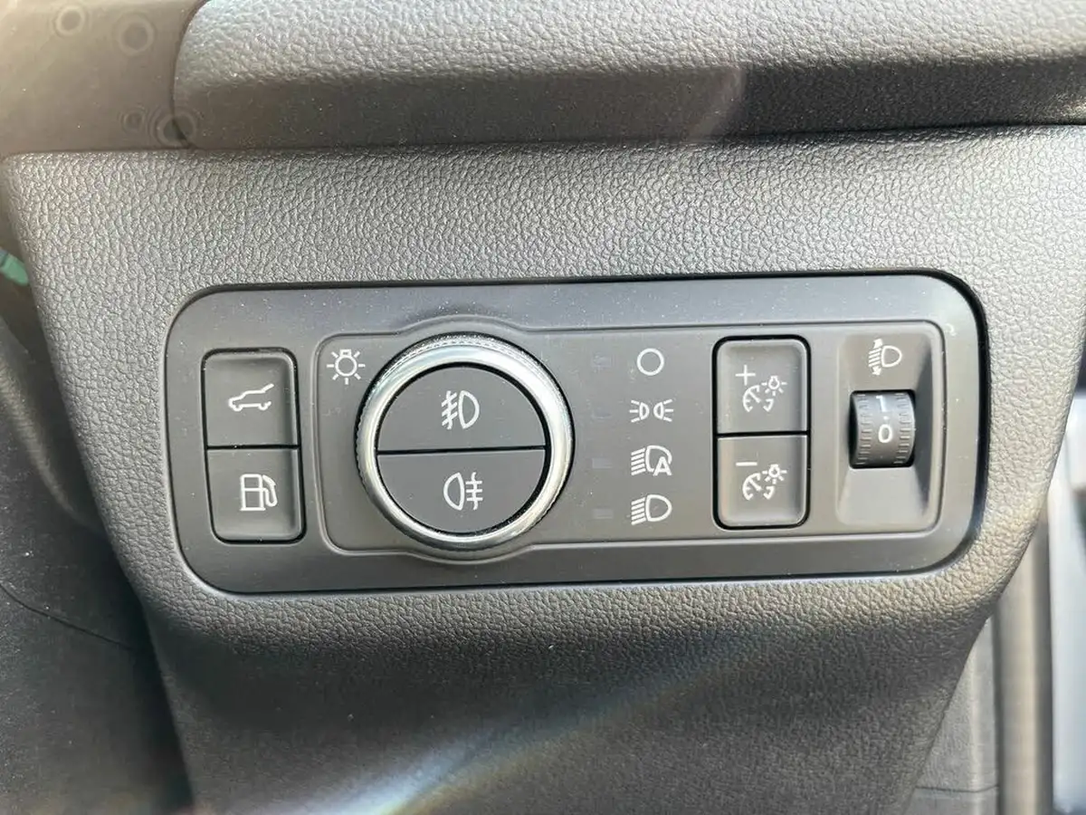 2023-ford-kuga-big-22