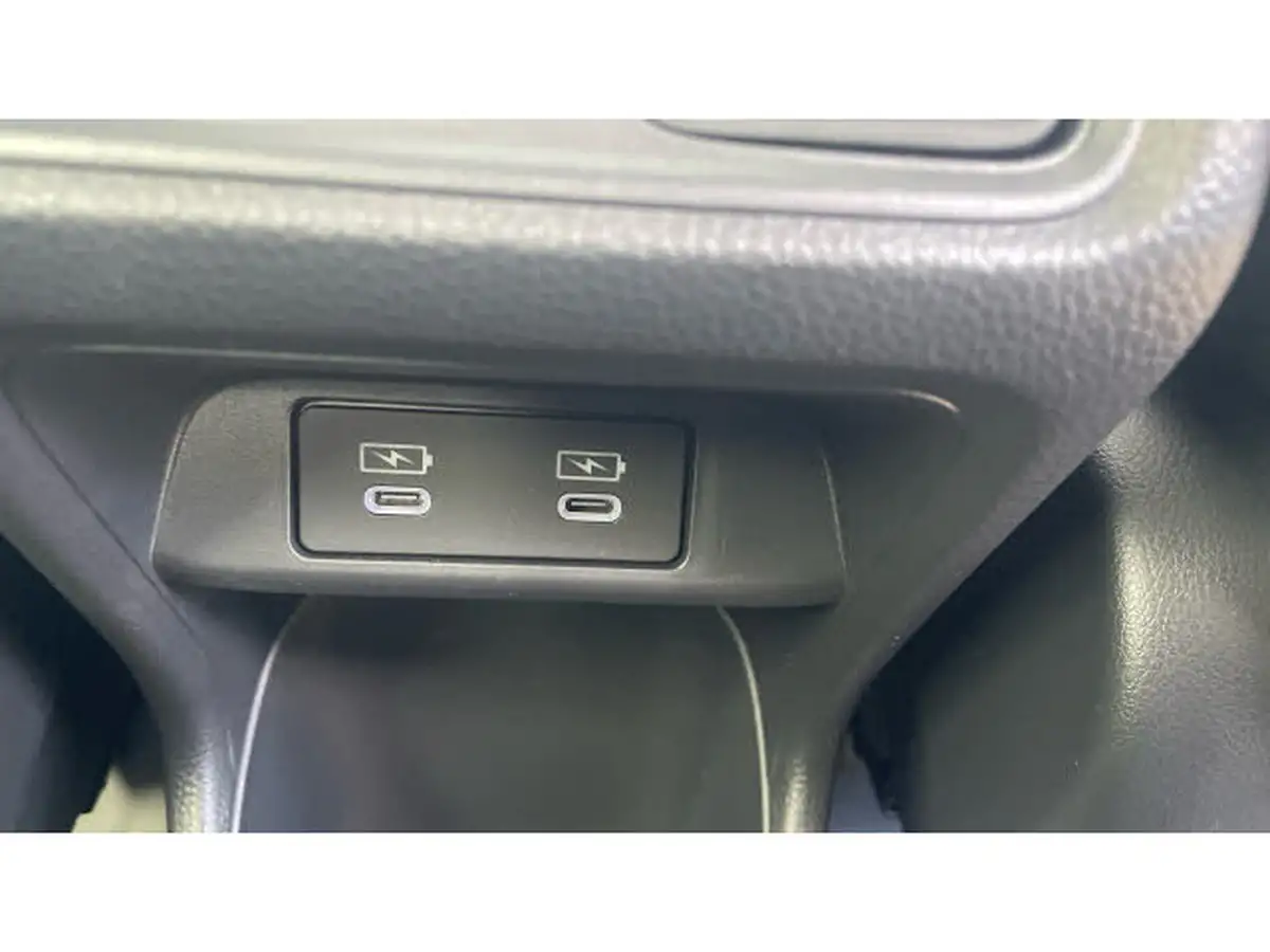 2024-honda-eny1-e-advance-big-18