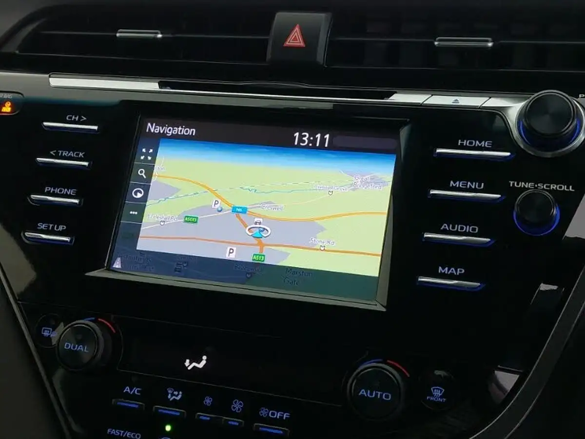 2021-toyota-camry-25-vvt-i-design-big-14