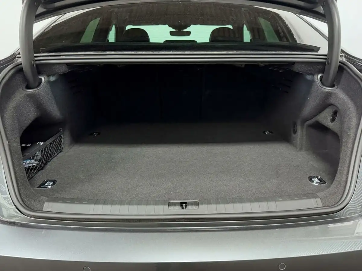 2023-audi-a6-saloon-20-50-tfsi-e-black-edition-big-7