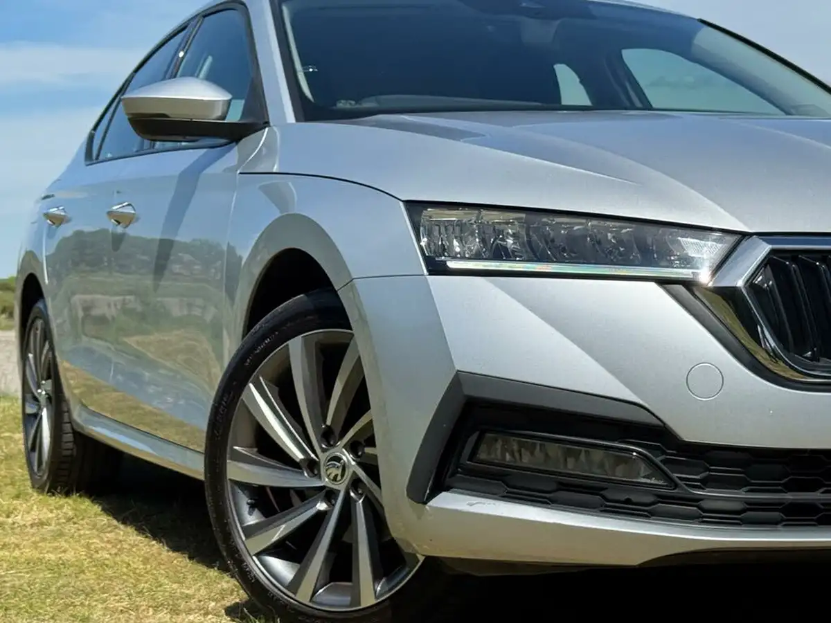 2020-skoda-octavia-15-tsi-se-first-edition-hatchback-big-12