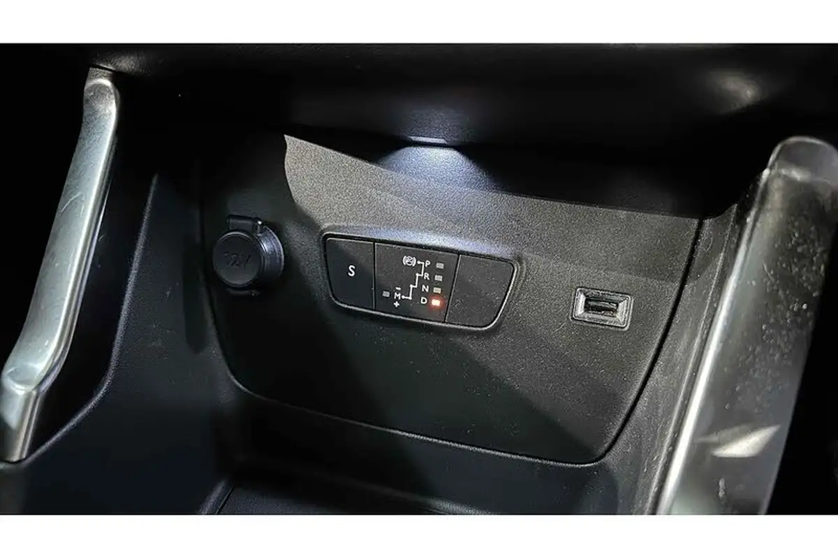 2023-citroen-c3-aircross-12-puretech-shine-130ps-eat6-big-42