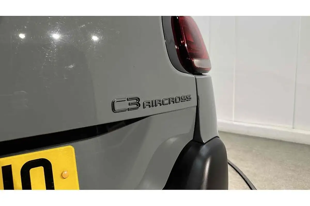 2023-citroen-c3-aircross-12-puretech-shine-130ps-eat6-big-14
