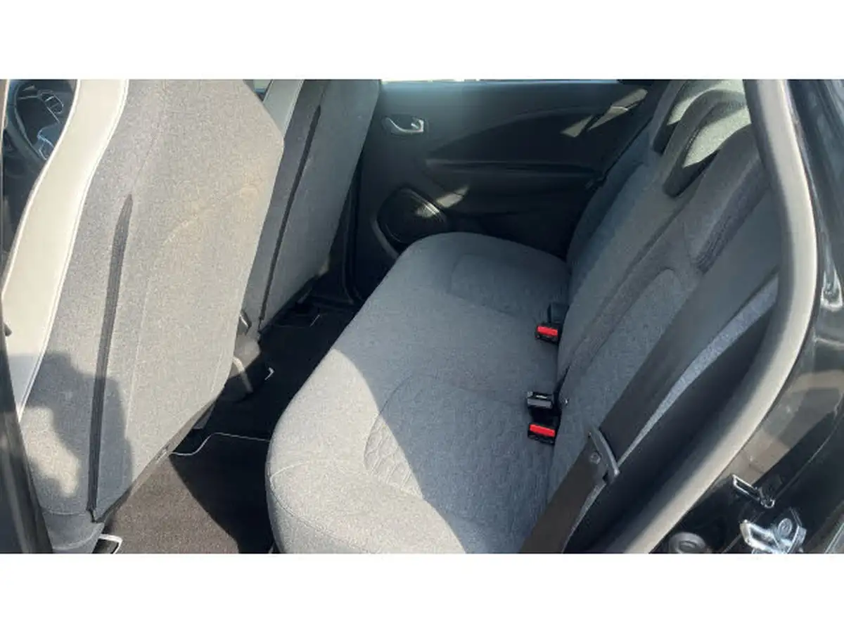 2021-renault-zoe-e-iconic-135ps-r135ev50-rapid-charge-big-25