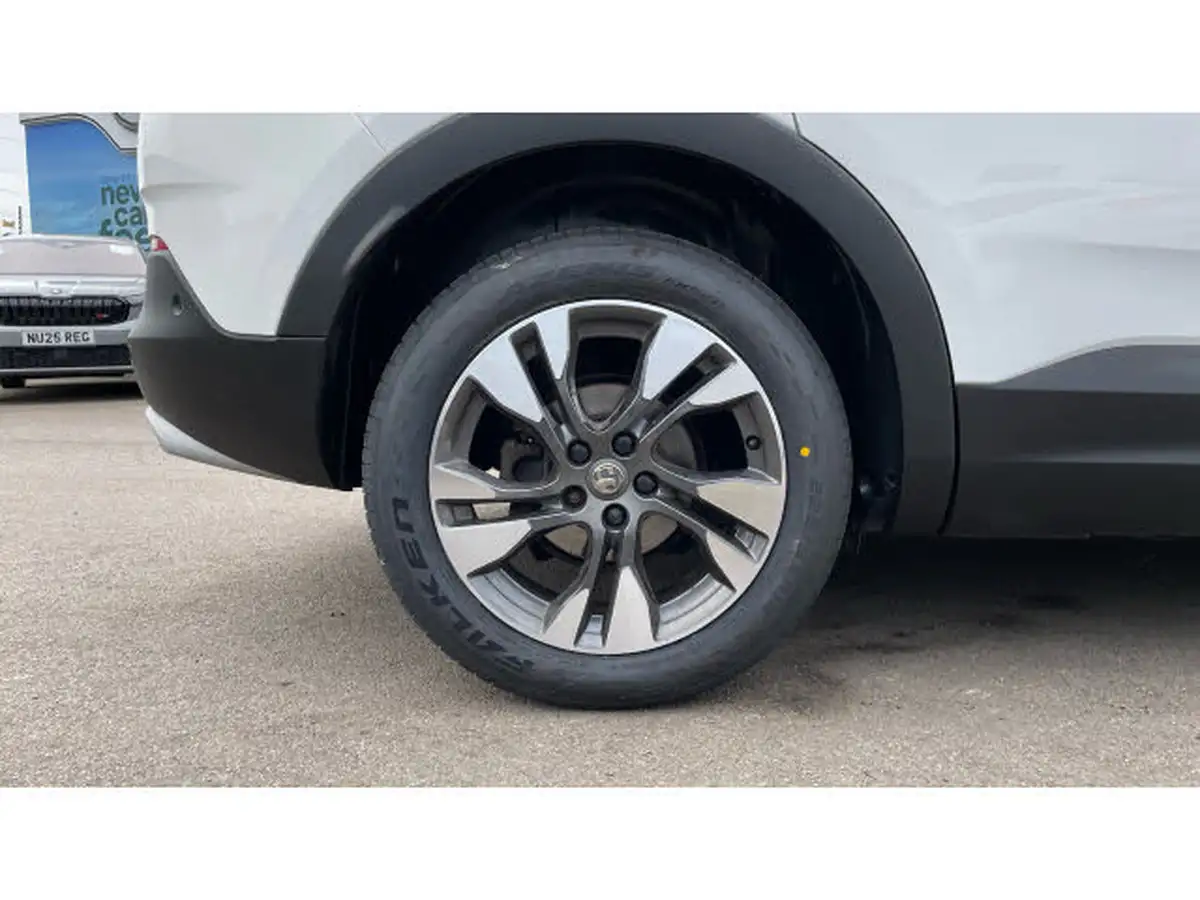 2019-vauxhall-grandland-x-12-sport-nav-big-6