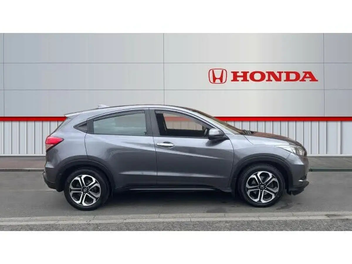 2018-honda-hr-v-16-i-dtec-se-navi-big-4
