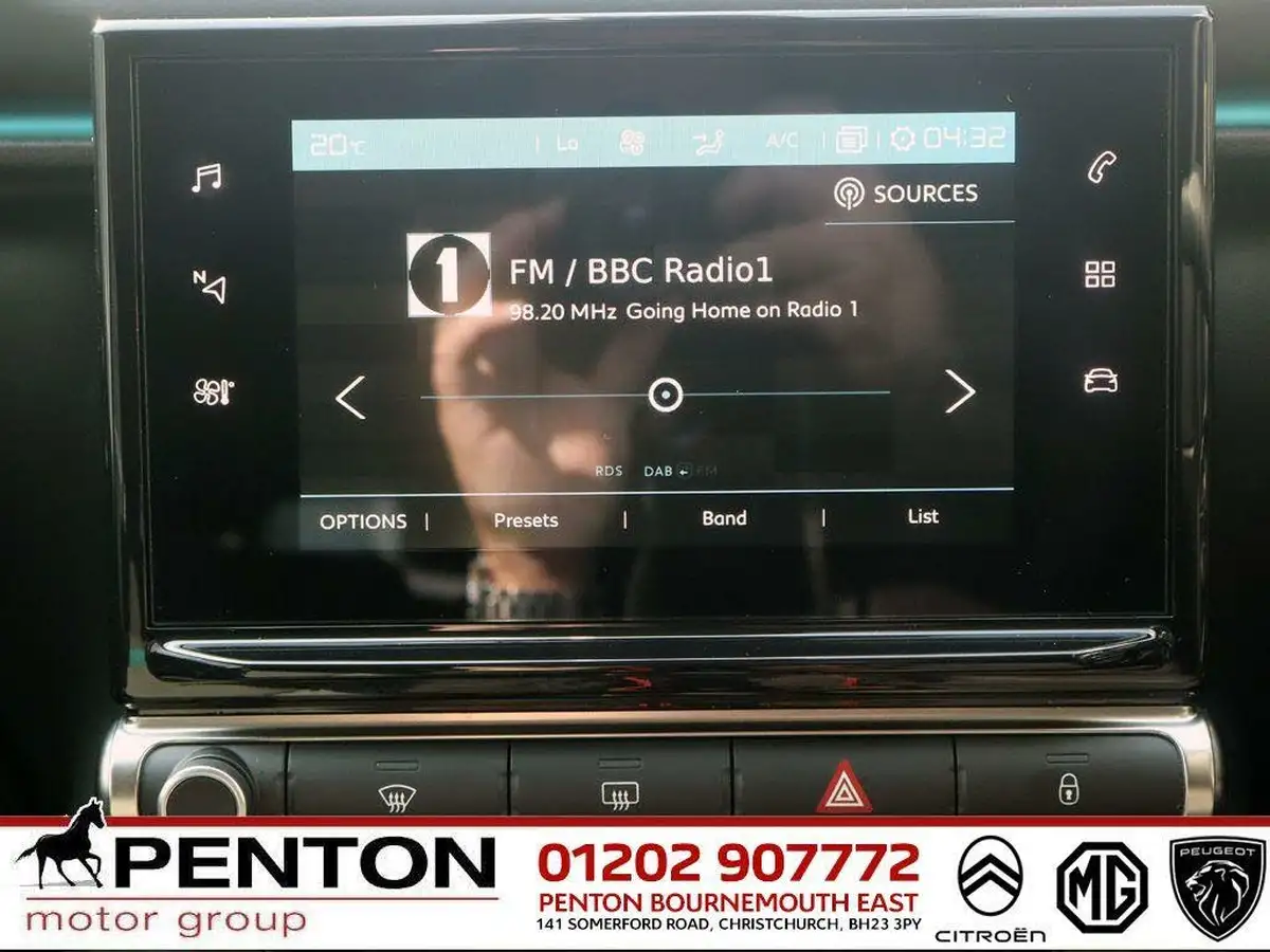 2022-citroen-c3-12-puretech-shine-plus-110ps-ss-eat6-big-9