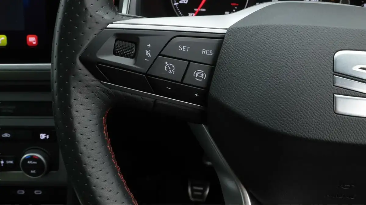 2021-seat-ateca-15-tsi-evo-fr-big-24