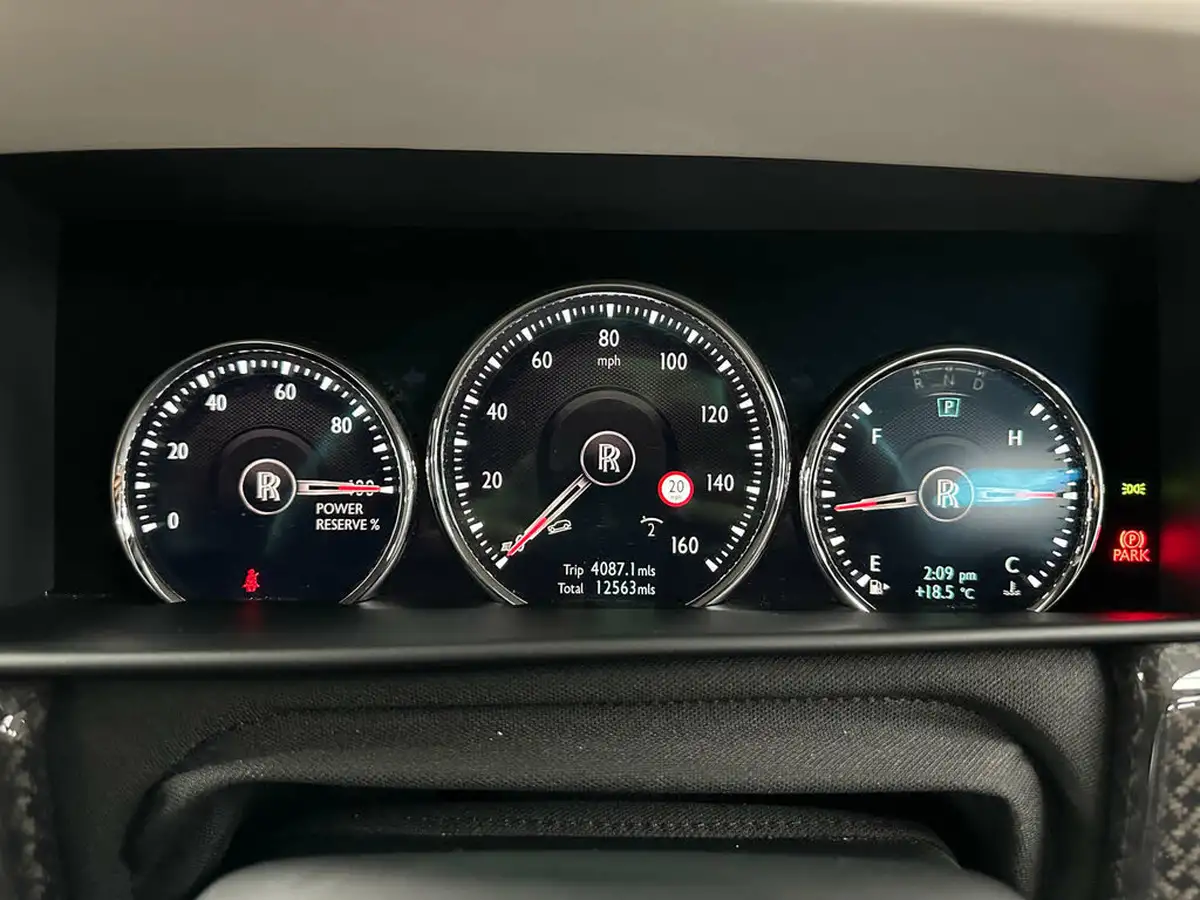 2023-rolls-royce-cullinan-675-black-badge-big-19