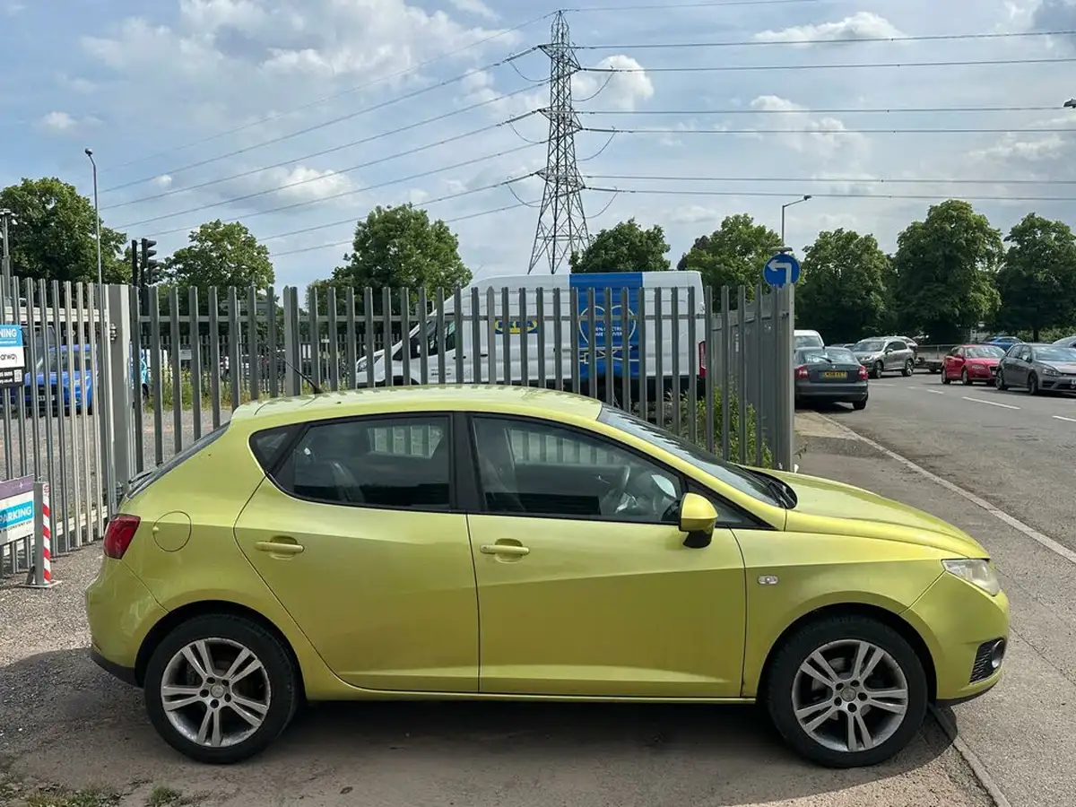 2009-seat-ibiza-14-sport-5d-big-7