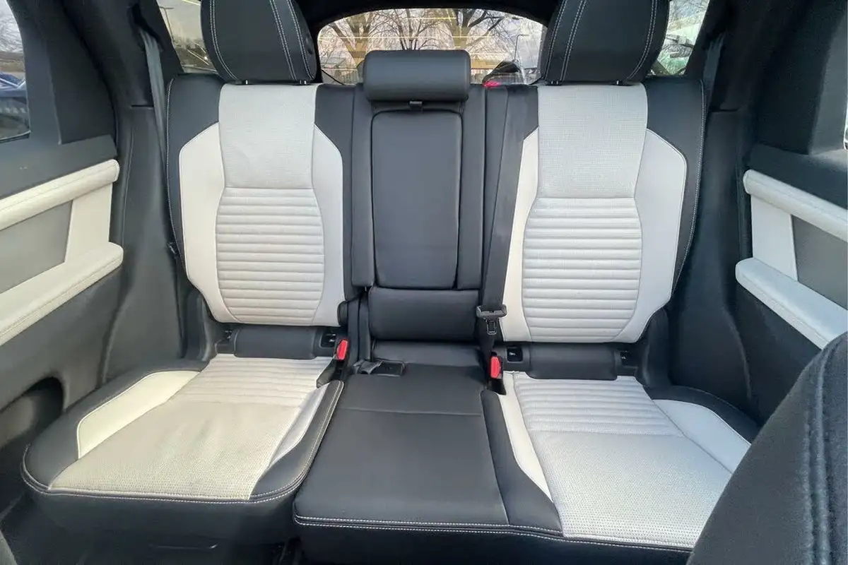 2022-land-rover-discovery-sport-20-d200-urban-edition-big-10