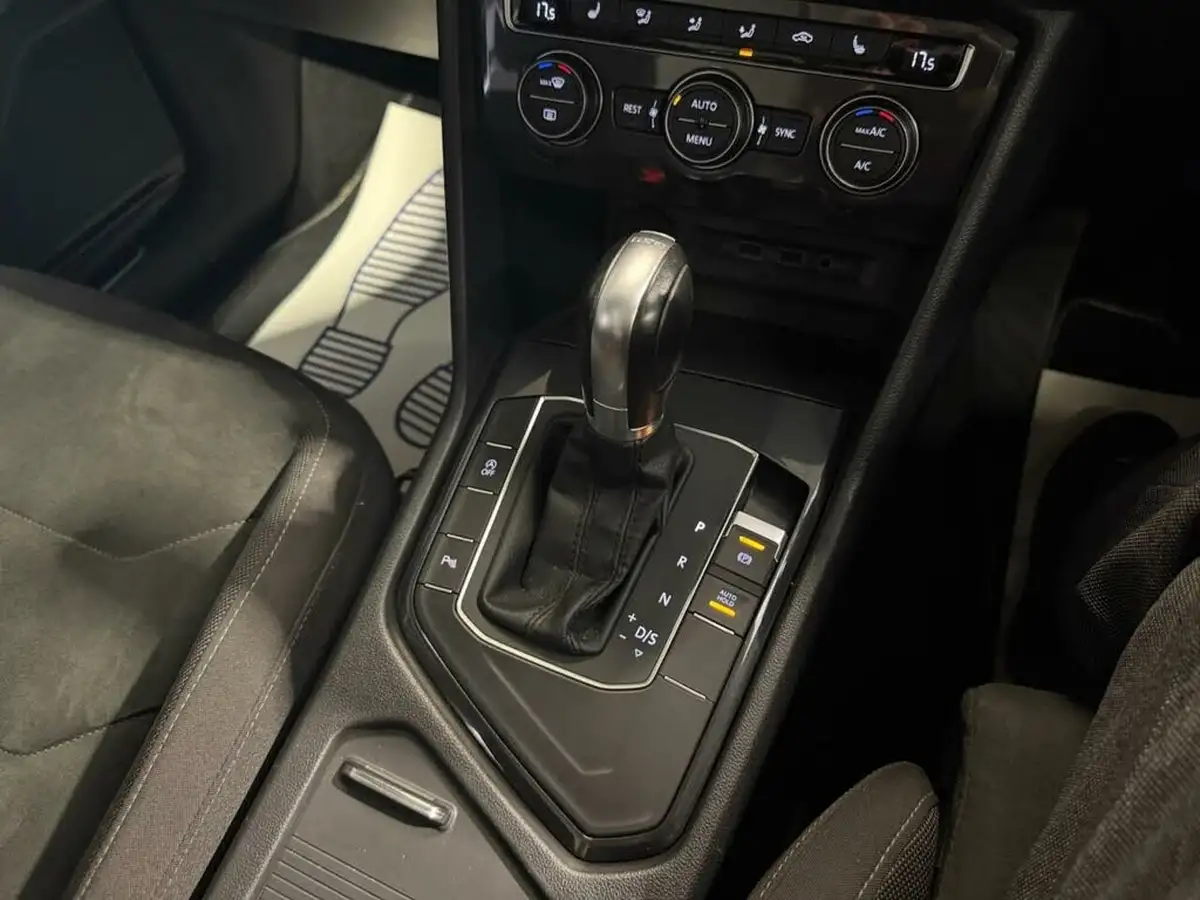 2019-volkswagen-tiguan-15-tsi-sel-big-23