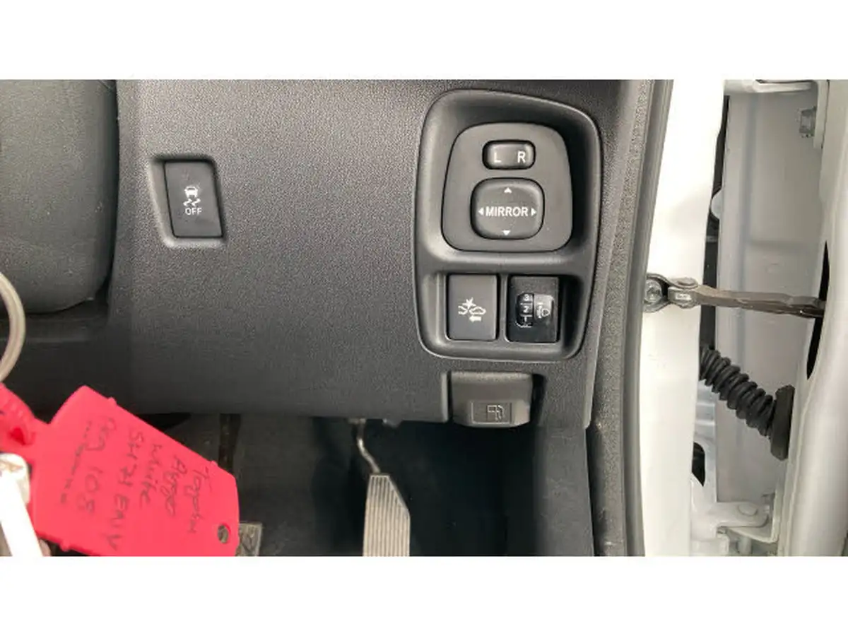 2021-toyota-aygo-10-vvt-i-x-trend-tss-x-shift-big-29