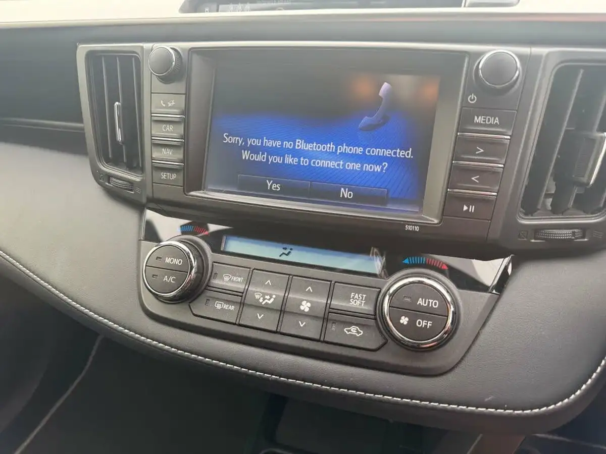 2019-toyota-rav4-25-excel-awd-big-27