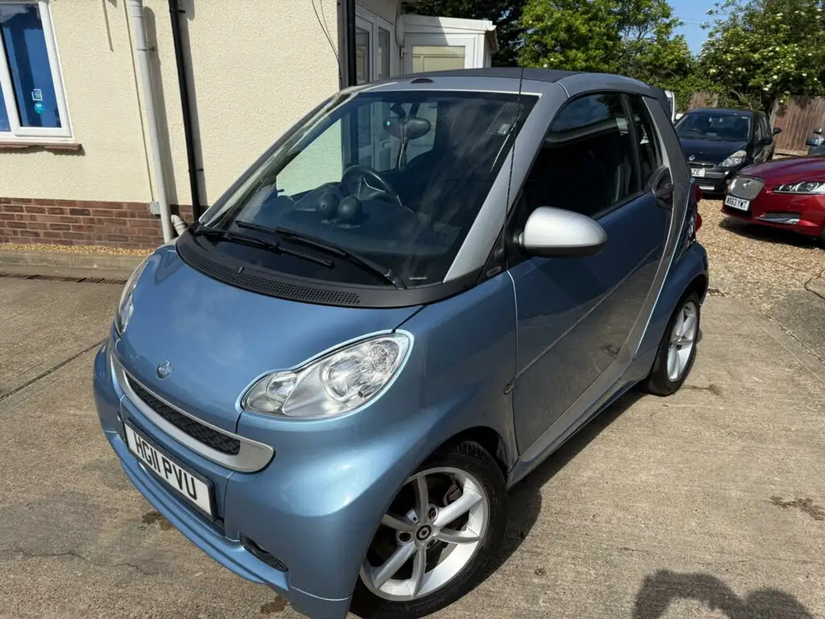 2011-smart-fortwo-10-pulse-71bhp-cabriolet-softouch-big-7