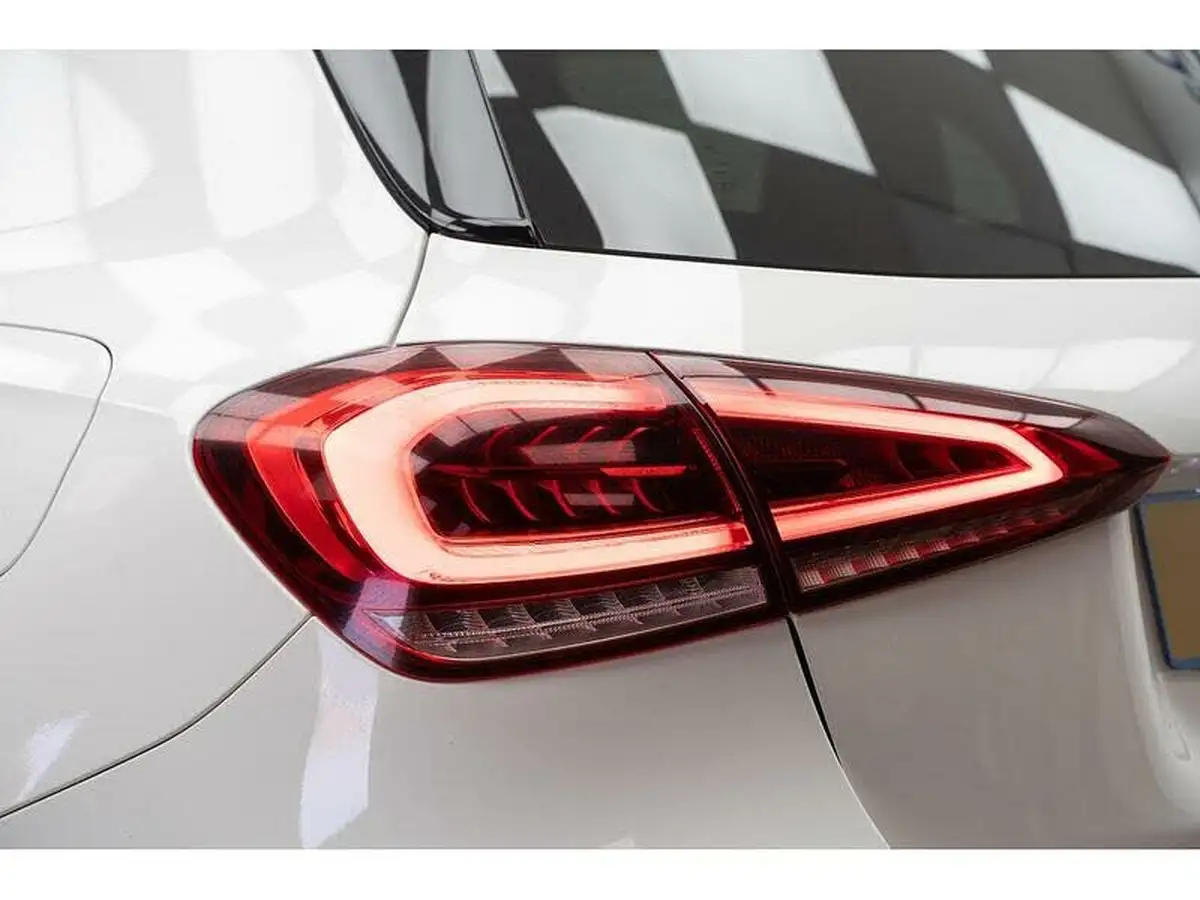 2021-mercedes-benz-a-class-13-a200-amg-line-hatchback-5d-7g-dct-big-21