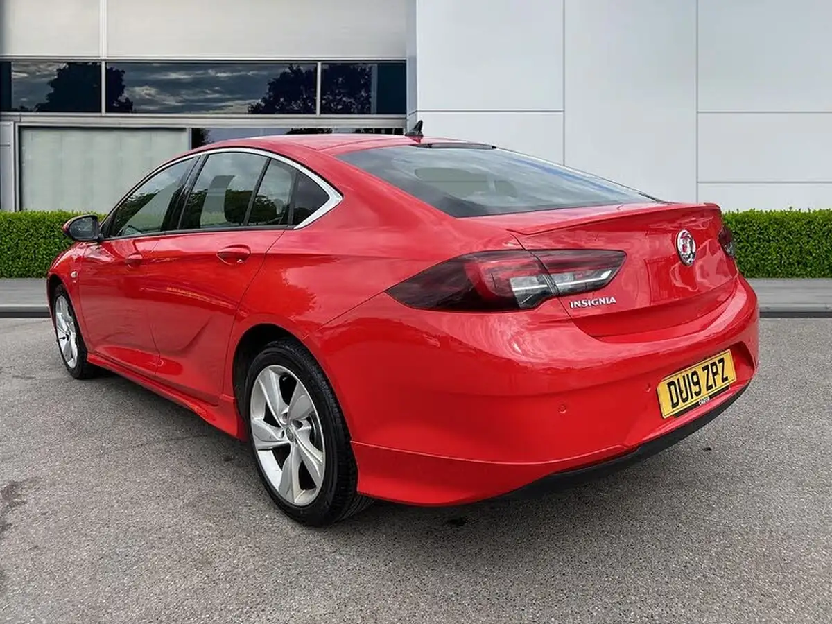 2019-vauxhall-insignia-grand-sport-15-turbo-sri-vx-line-nav-ss-auto-big-3