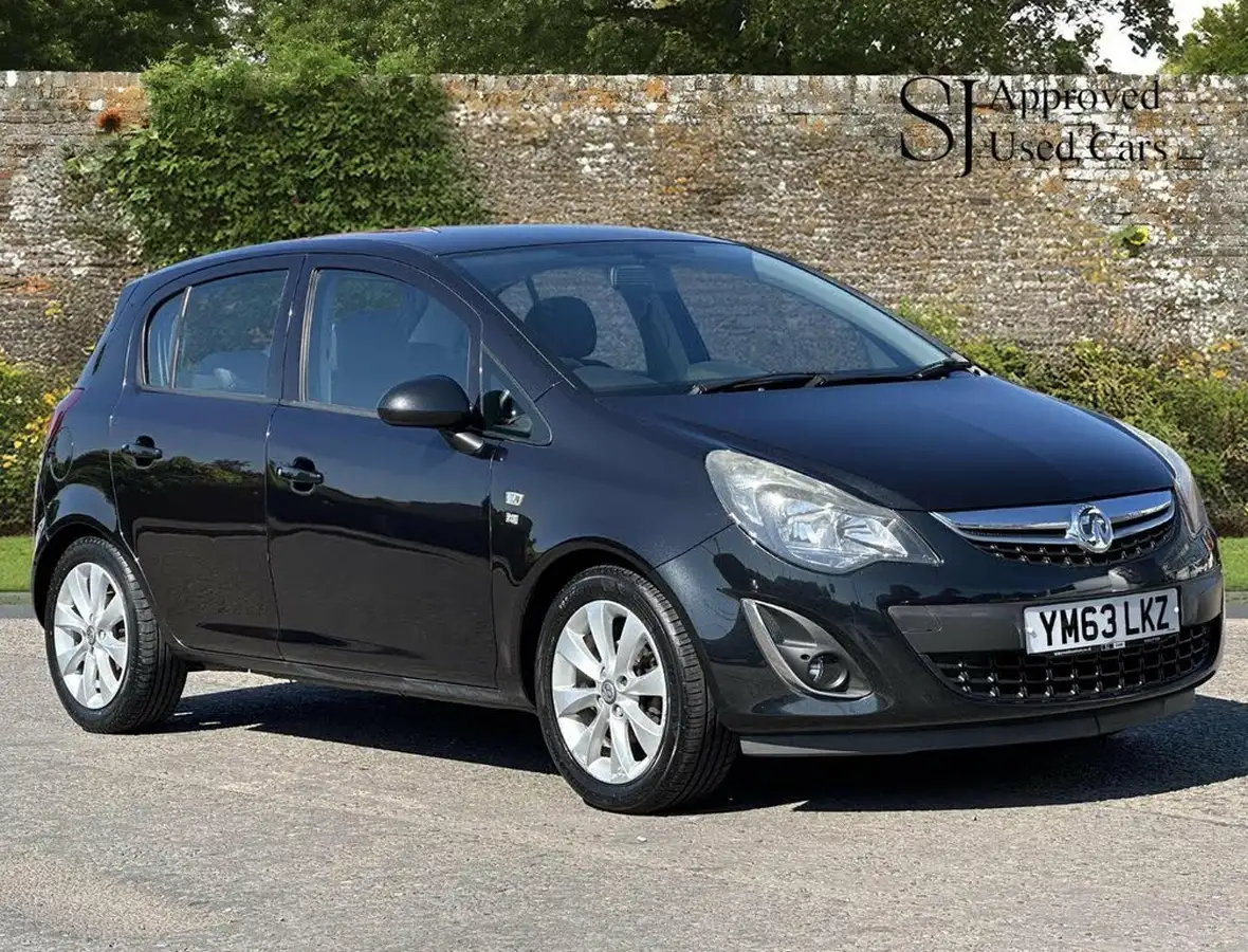 2014-vauxhall-corsa-12-excite-16v-vvt-85ps-ac-5d-big-0
