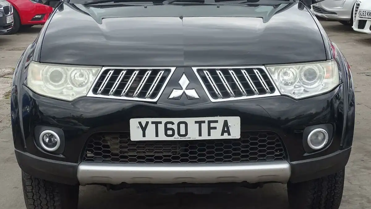2010-mitsubishi-l200-25td-trojan-big-5
