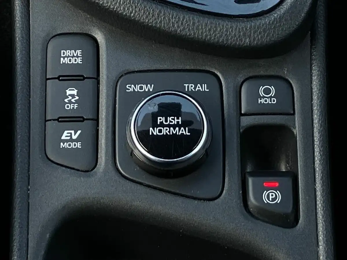 2021-toyota-yaris-cross-15-vvt-i-premiere-edition-awd-i-big-43