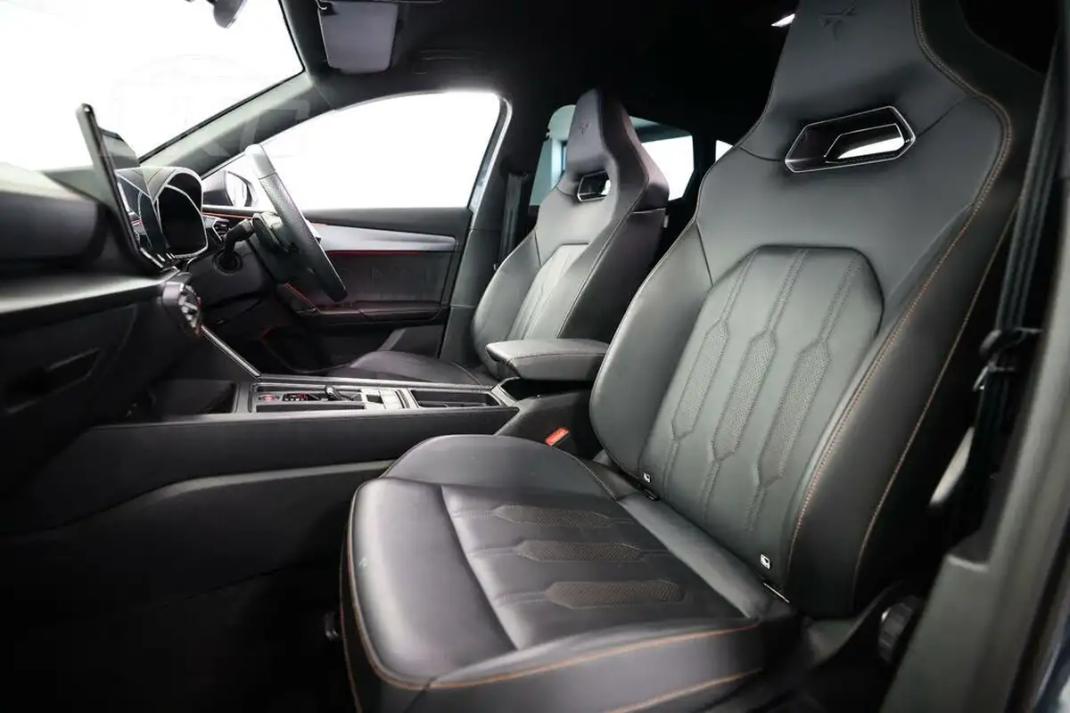 2024-cupra-formentor-20-tsi-v2-big-52
