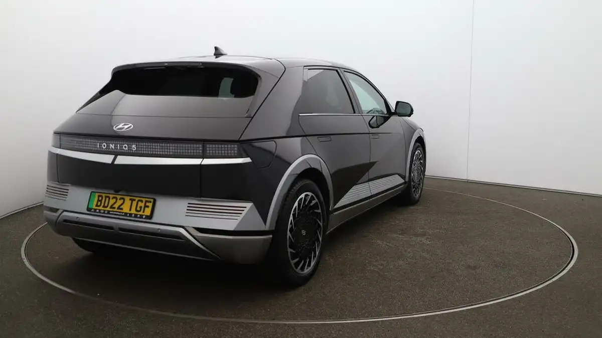 2022-hyundai-ioniq-5-e-ultimate-217ps-73kwh-rwd-big-47