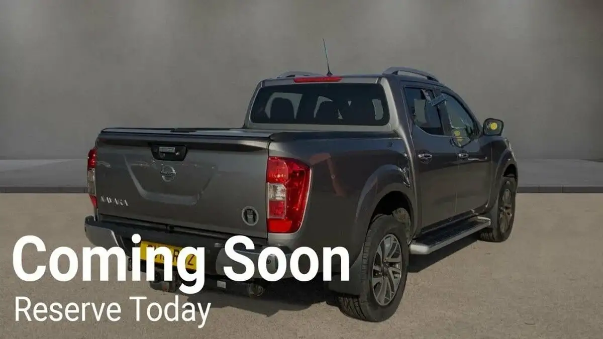 2018-nissan-navara-23dci-tekna-auto-big-2