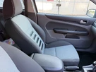 2009-ford-focus-16-zetec-hatchback-3d-small-15
