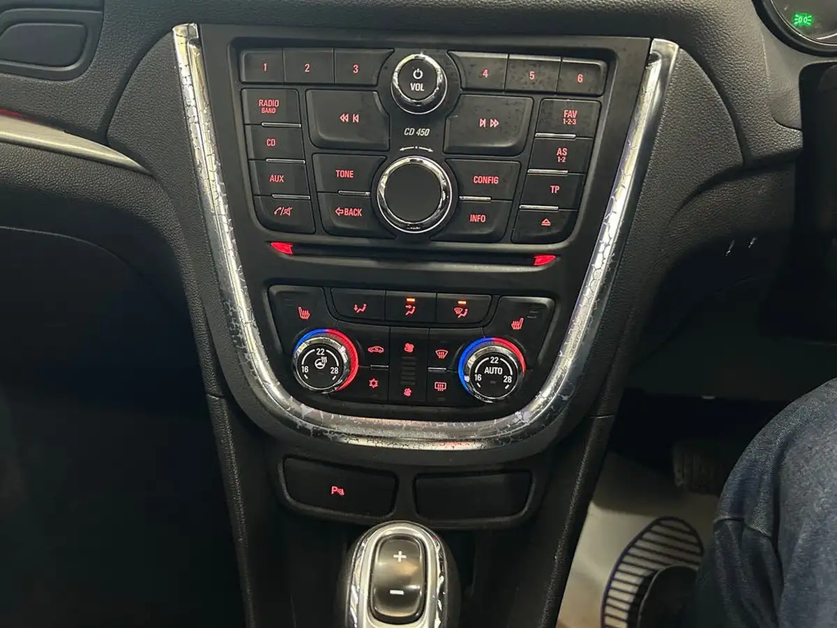 2015-vauxhall-mokka-14-se-auto-big-22