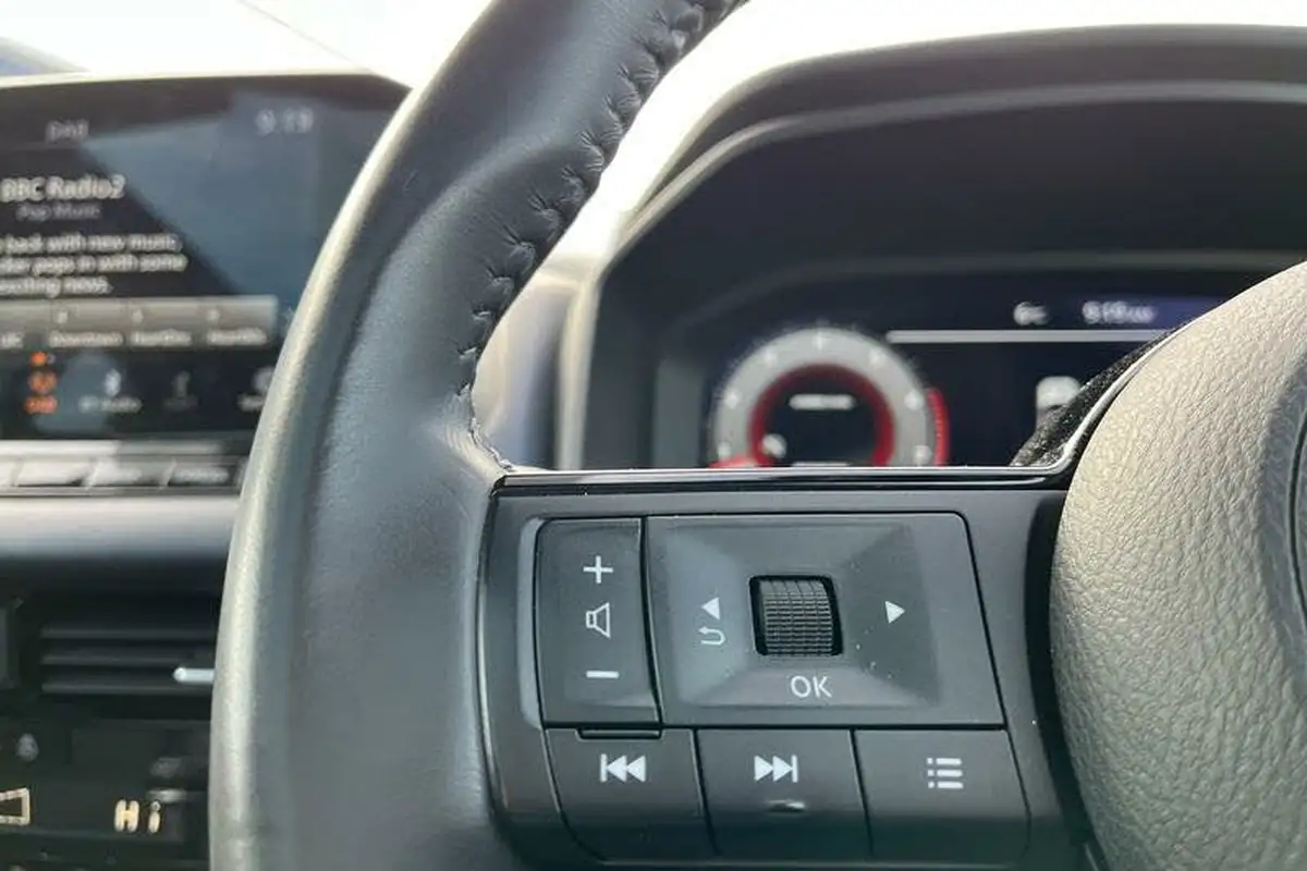 2022-nissan-qashqai-13-dig-t-tekna-140ps-mild-hybrid-big-29