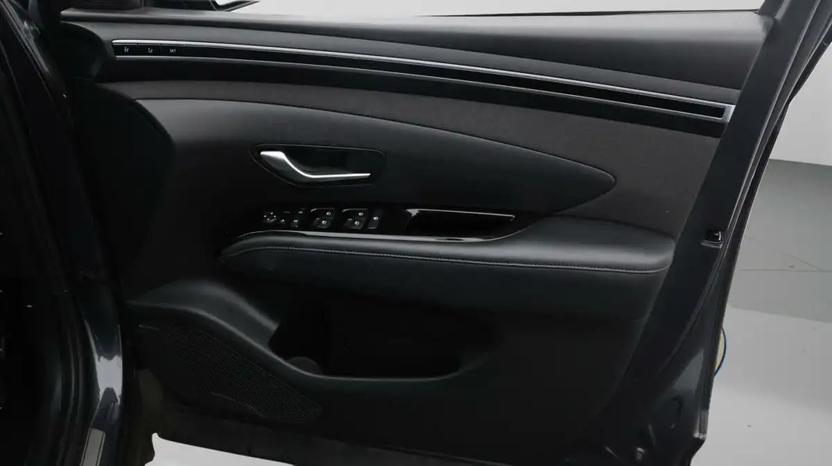 2021-hyundai-tucson-16-t-gdi-ultimate-150ps-48-volt-mhev-big-14