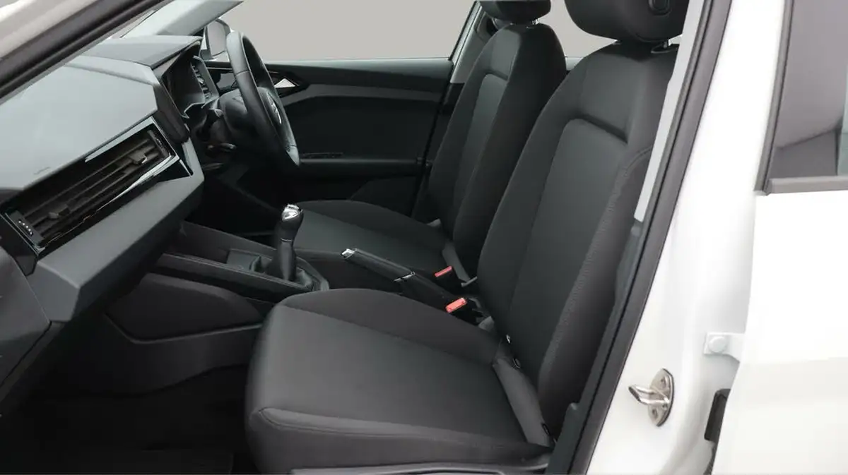 2021-audi-a1-10-30-tfsi-technik-110ps-big-14