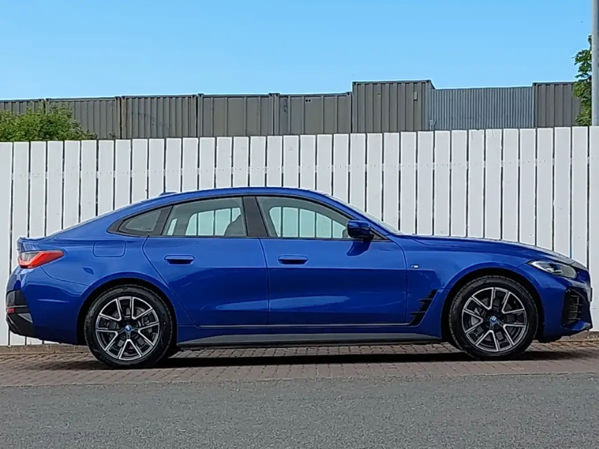 2024-bmw-i4-e-edrive35-m-sport-big-2