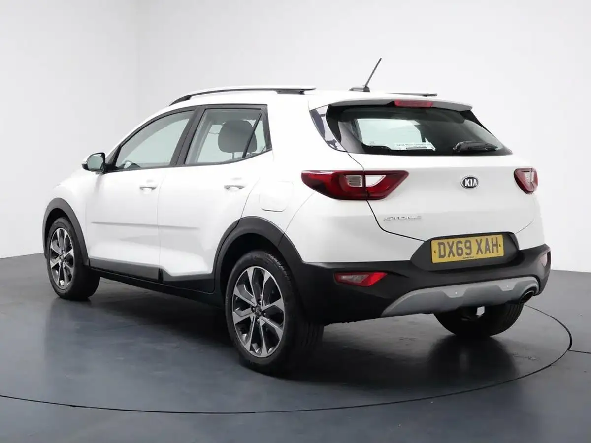 2019-kia-stonic-14-2-big-8