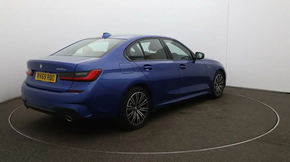 2019-bmw-3-series-20-330e-m-sport-plus-pack-big-6