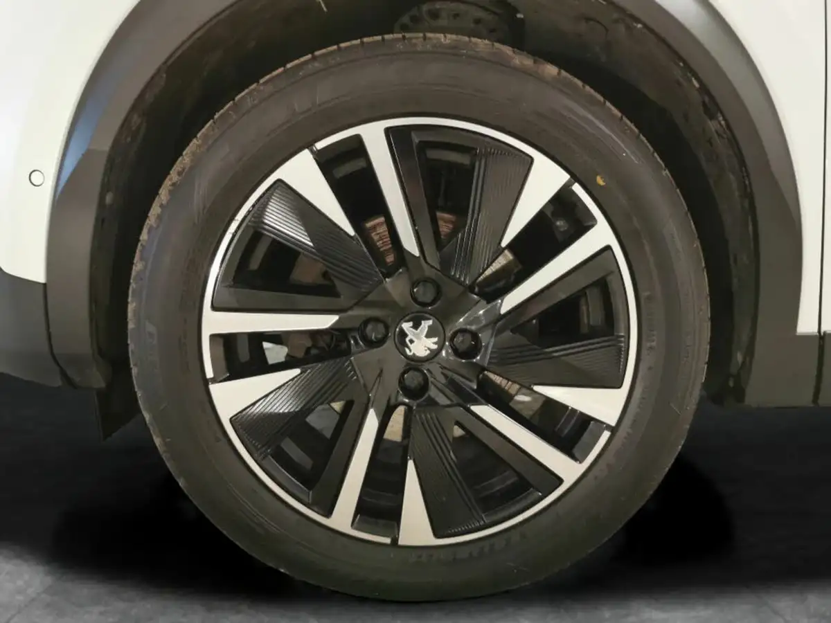 2020-peugeot-2008-suv-e-gt-line-big-28
