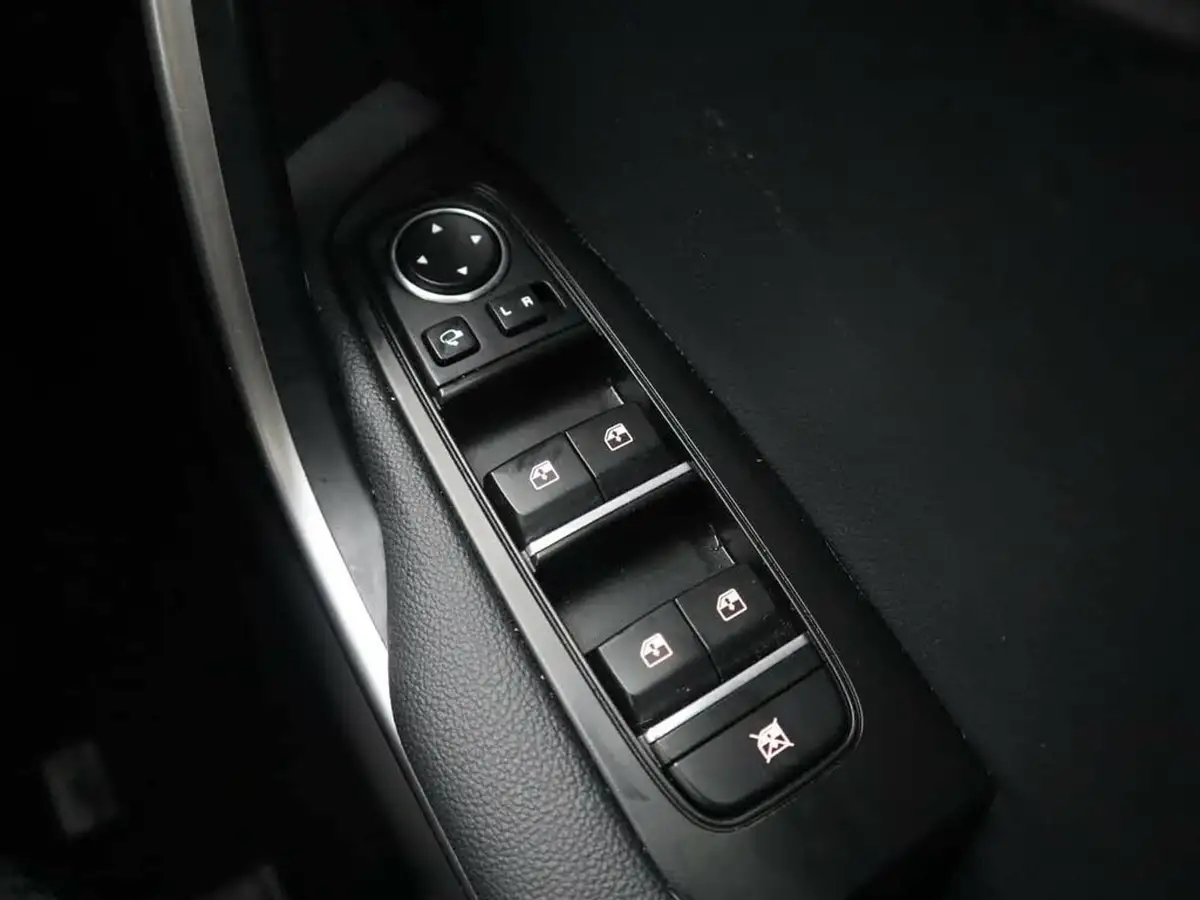 2023-kia-pro-ceed-15-t-gdi-gt-line-s-158bhp-big-35