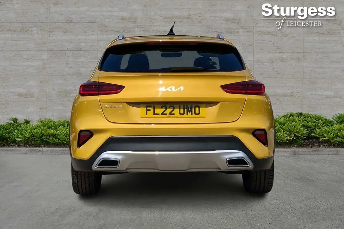 2022-kia-xceed-15-t-gdi-4-big-5