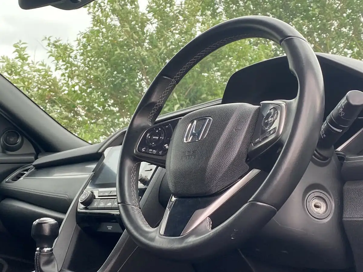 2021-honda-civic-15-vtec-turbo-sport-ss-big-35