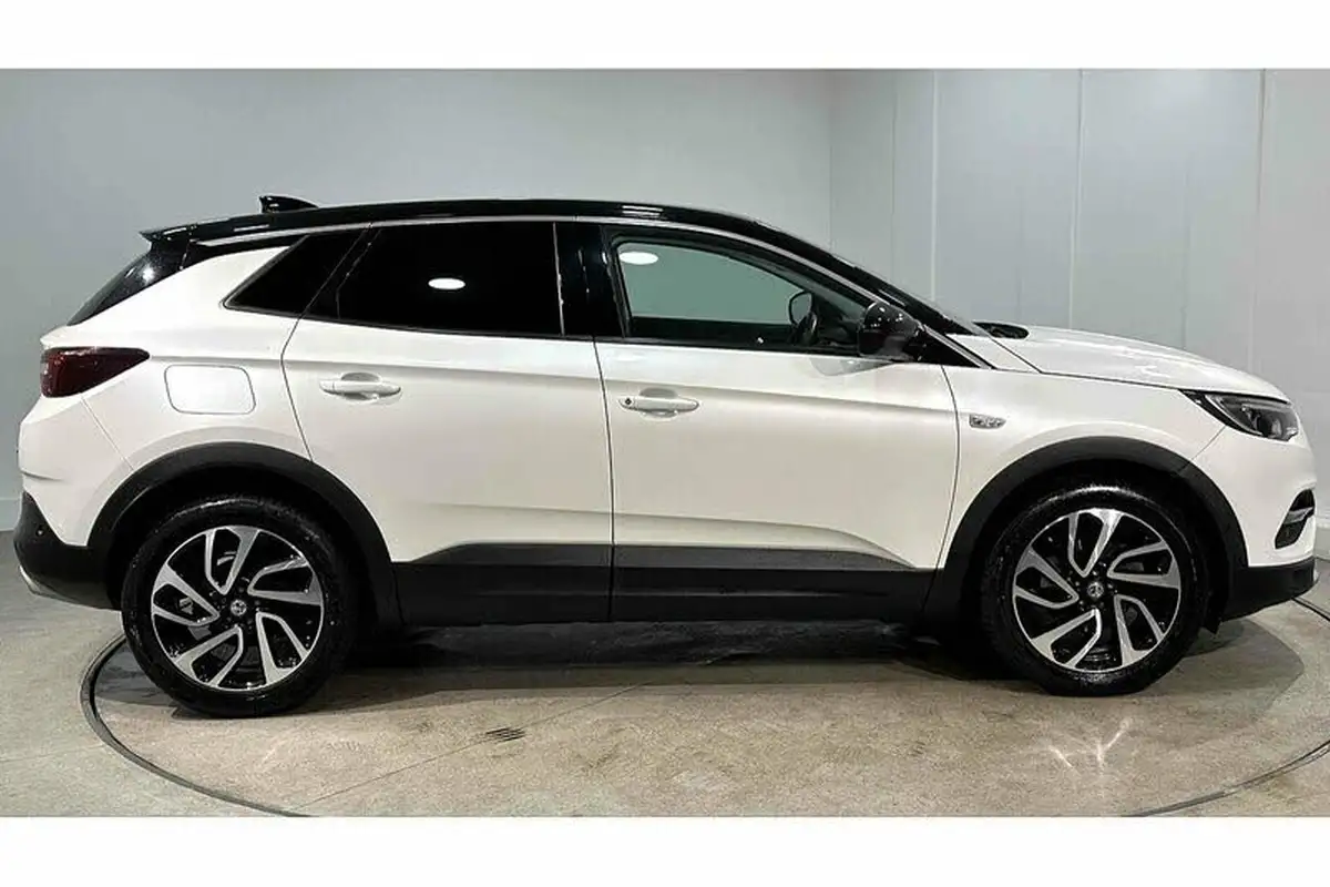 2019-vauxhall-grandland-x-12-elite-nav-ss-big-4