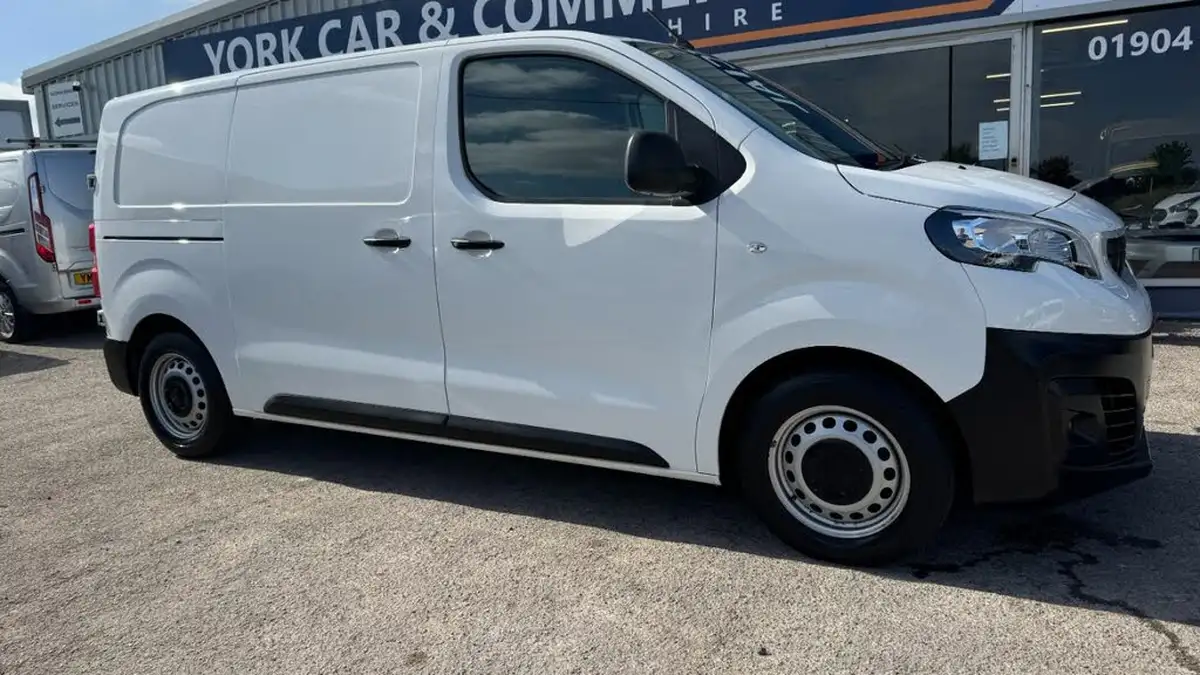 2021-peugeot-expert-15-bluehdi-professional-compact-1000-eu6dt-e-big-13
